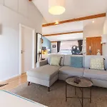 Principe Real Deluxe By Homing * Lisboa
